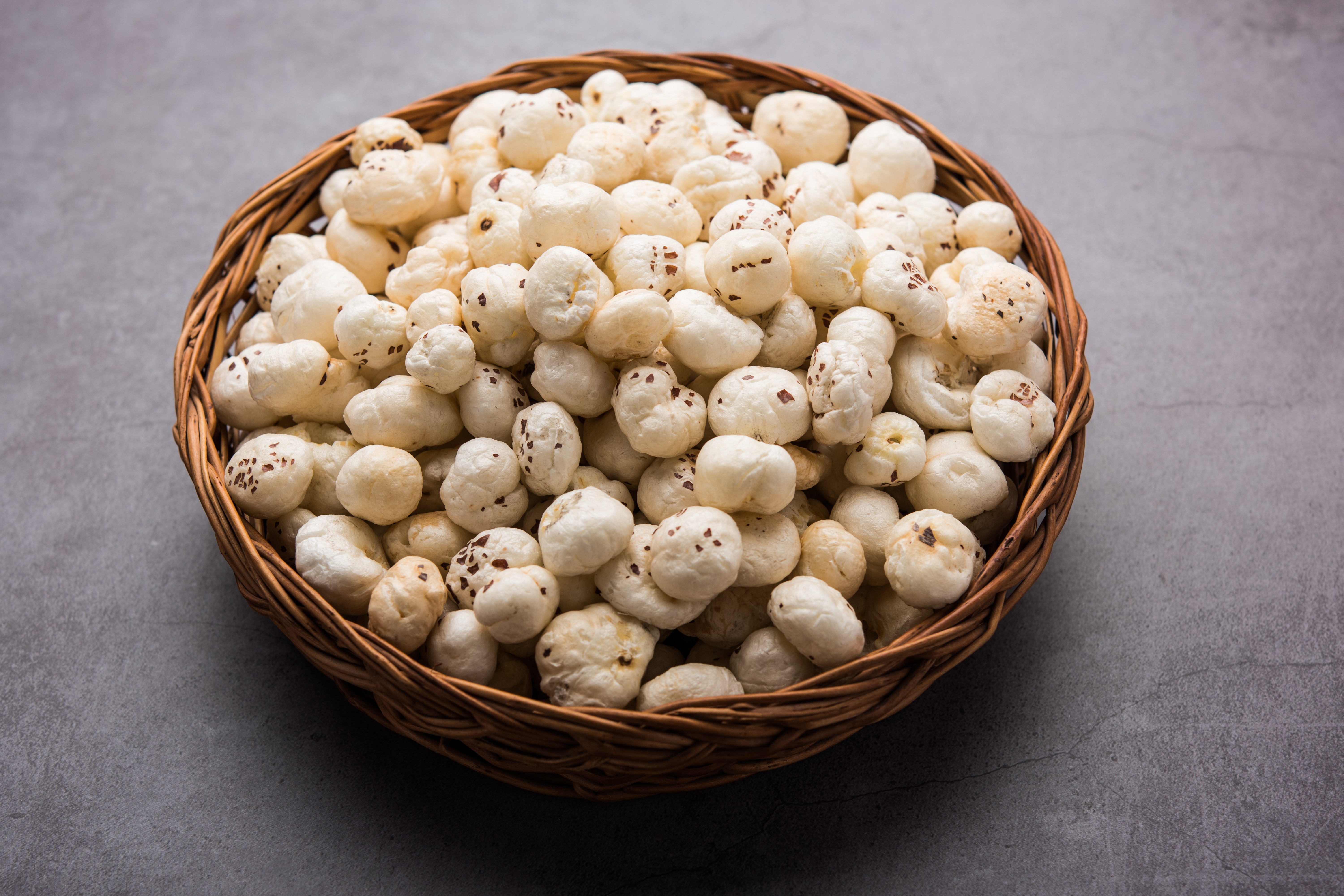 Raw Makhana